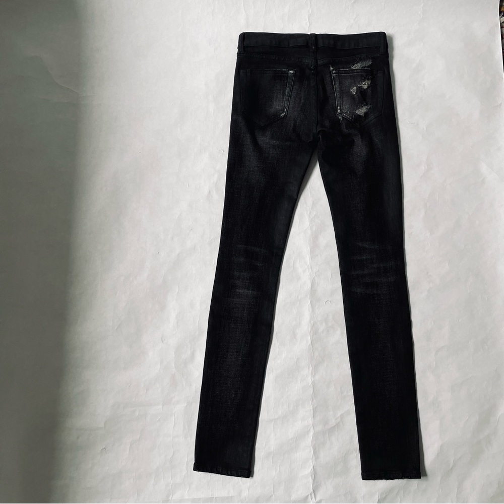 R13 / Sample View 2